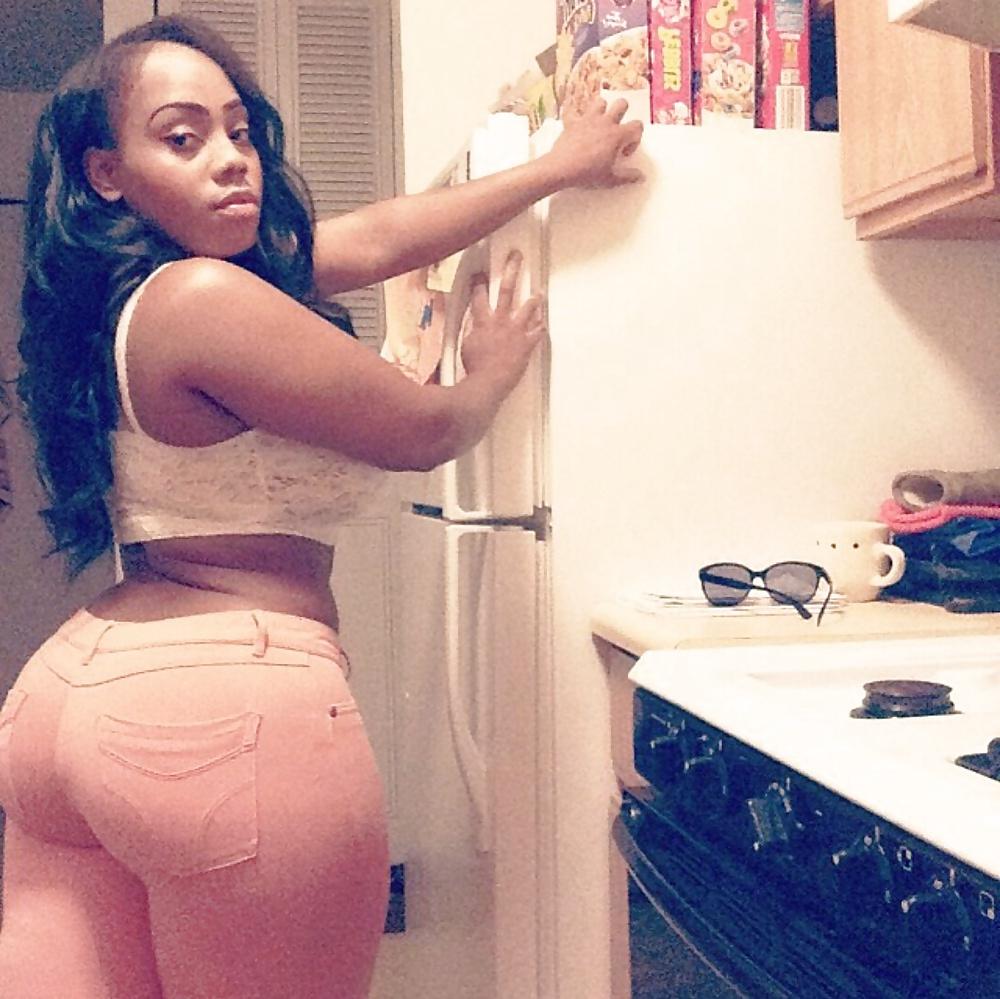 7P ES IST NUR WENIG ÜBER ASS IN THE KITCHEN VOL.16