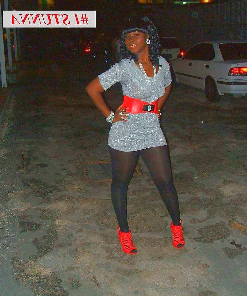 25P MORE black girls in pantyhose!  I love em so much!