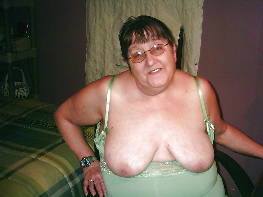 25P Grannies BBW Matures #92