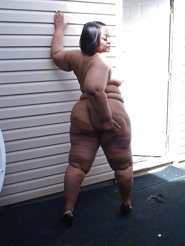 15P Ebony-Latina-Asian BBWs: League Of Extraordinary Women #39