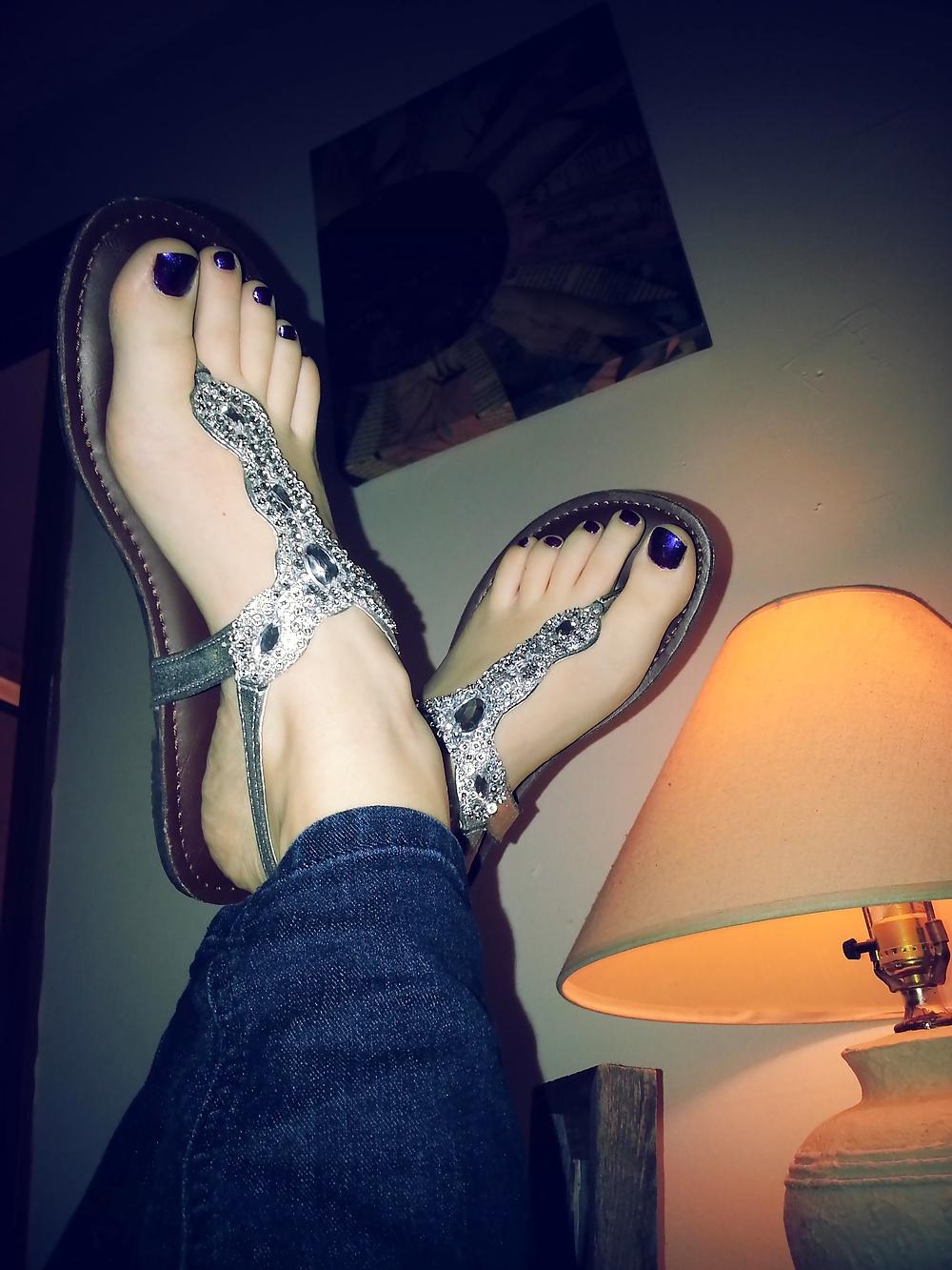 17P #1 Fetish: FEET !!! (of young and cute Girls).