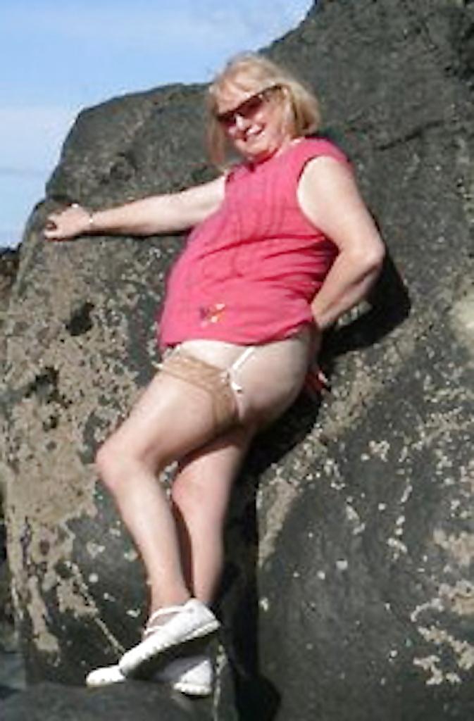 25P Grannies BBW Matures #91