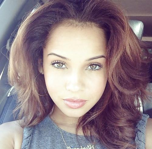 25P Beautiful Women(Black)