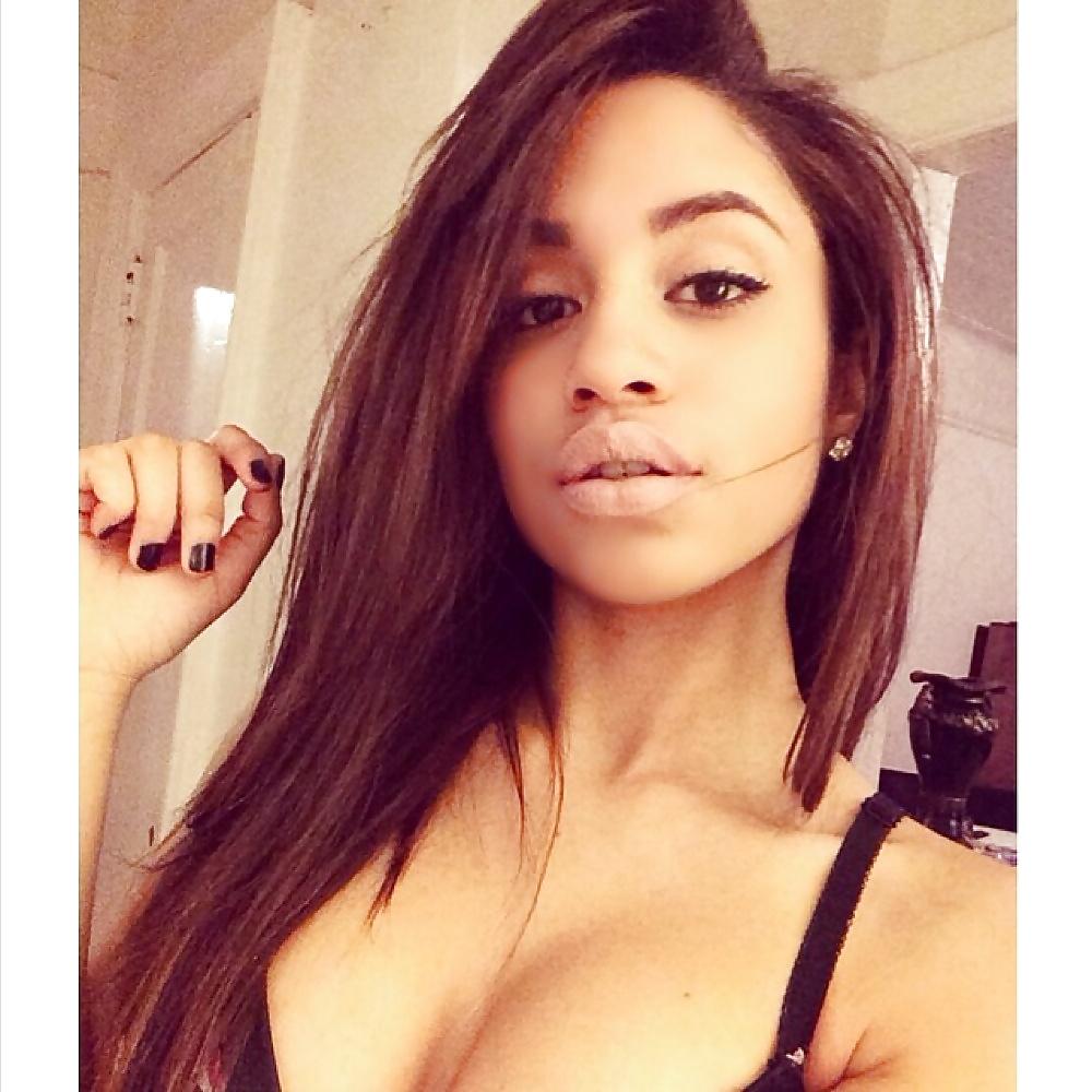 25P Beautiful Women(Black)