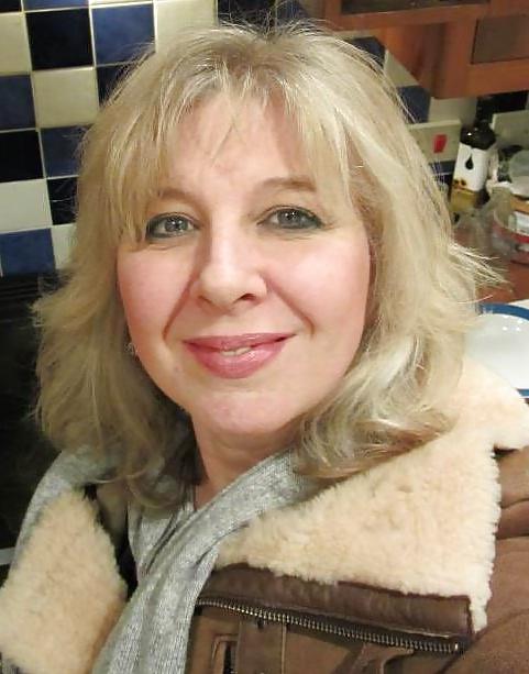 14P Britische blonde MILF Leeds