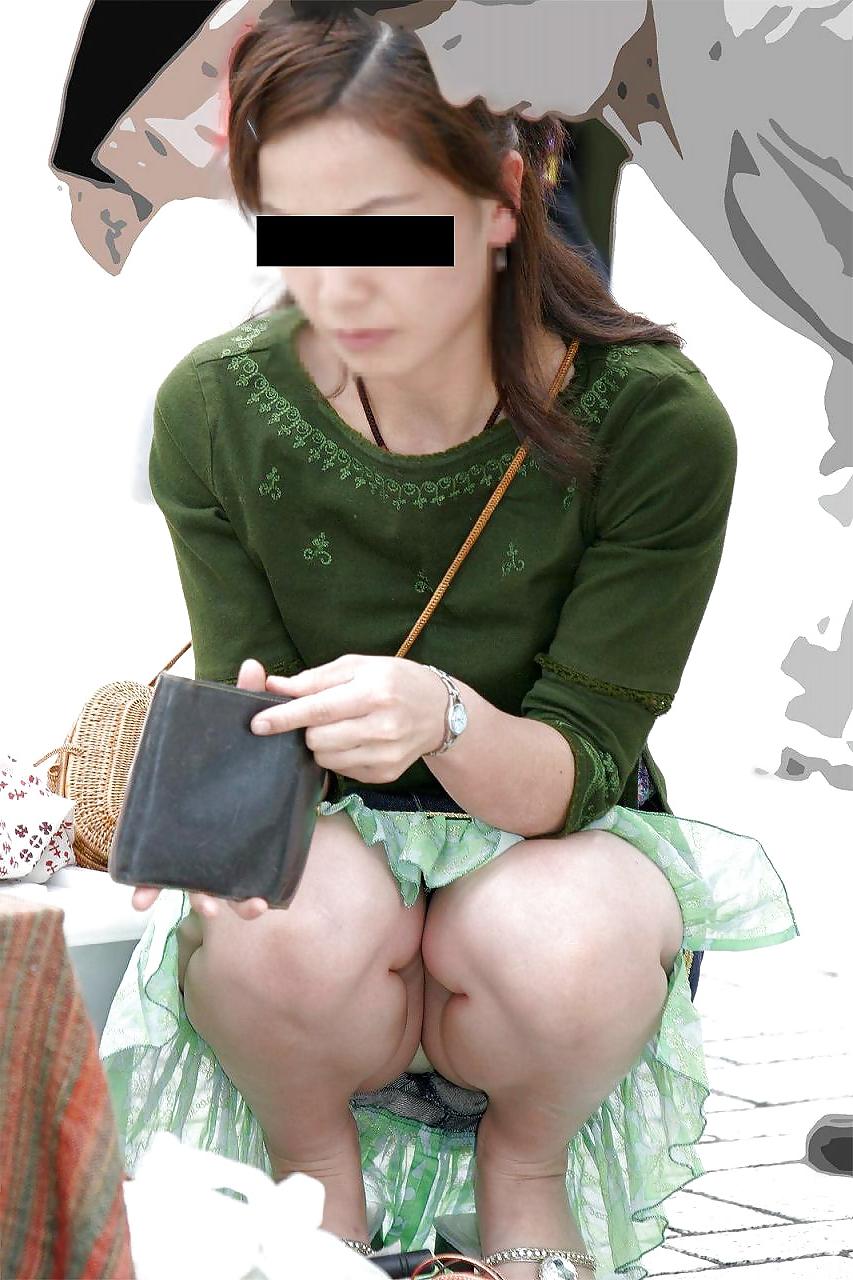 25P Upskirt Asian