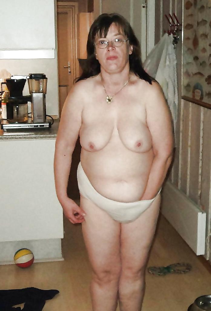 25P Grannies BBW Matures #88
