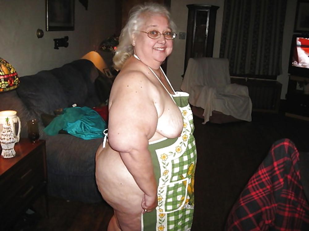 25P Grannies BBW Matures #88