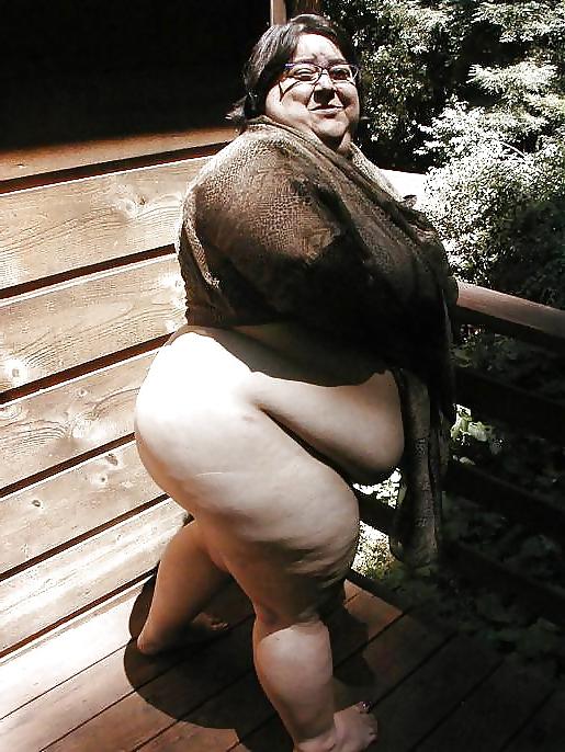 25P BBW Sexy fat pigs !
