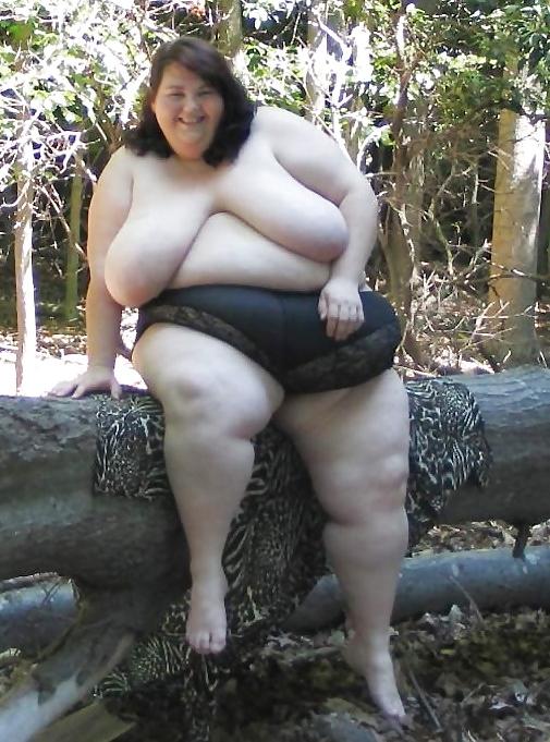 25P BBW Sexy fat pigs !