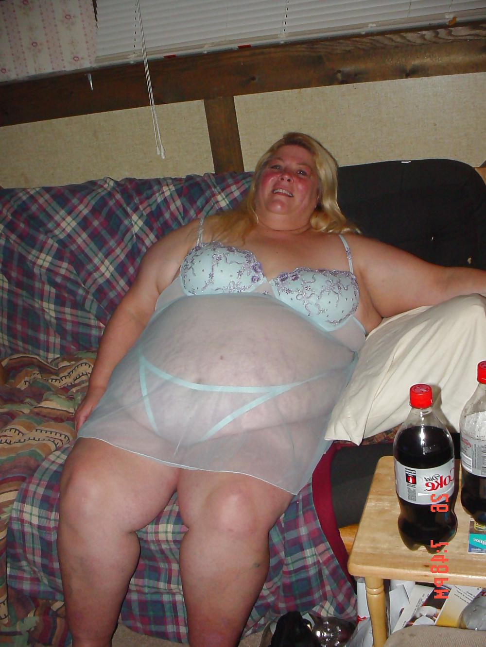 25P BBW Sexy fat pigs !