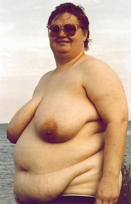 25P BBW Sexy fat pigs !