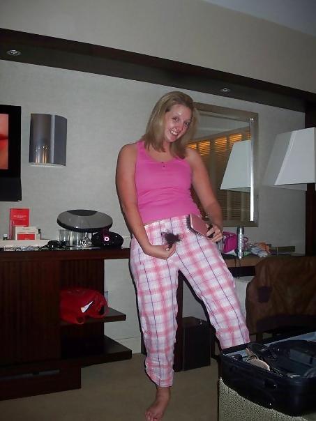 11P British Roxi Leeds