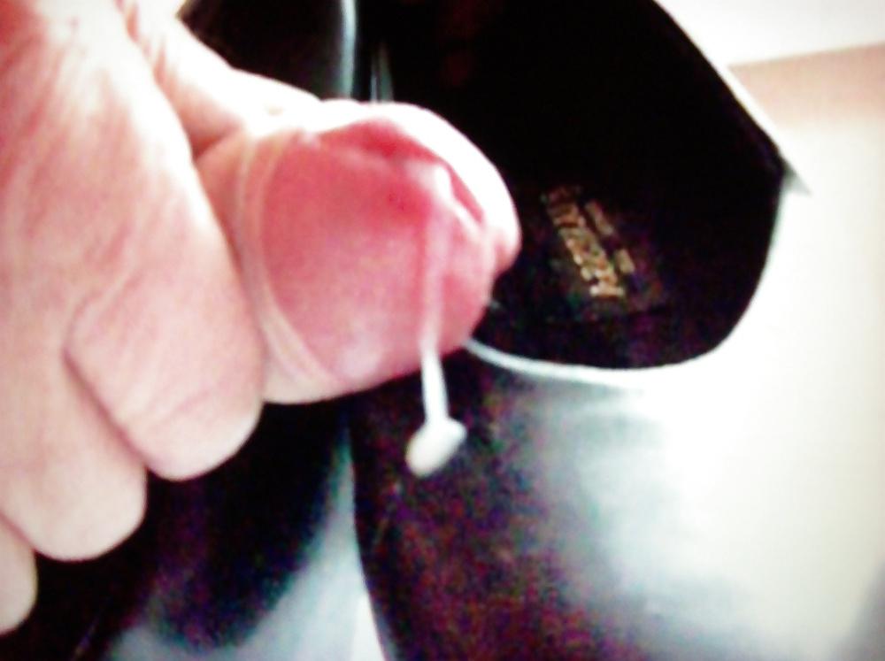 13P Shoes vanesa nice handjob 