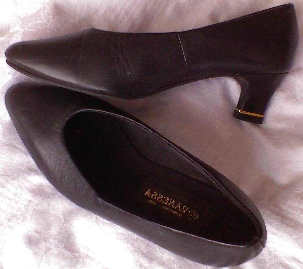 13P Shoes vanesa nice handjob 