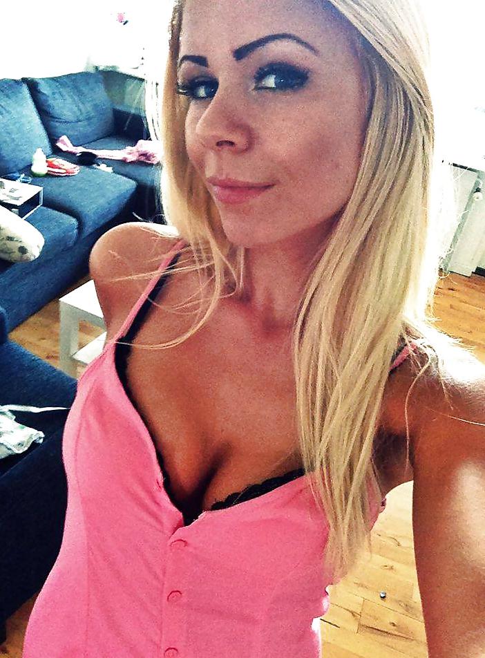 25P Danish girls gone wild on camera