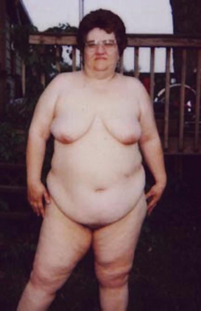 25P Grannies BBW Matures #90