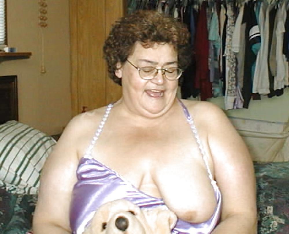 25P Grannies BBW Matures #90