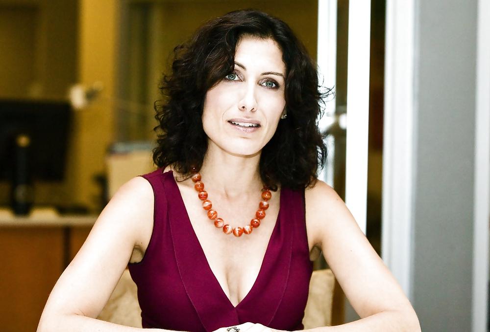 25P Lisa Edelstein aka Dr. Lisa Cuddy 6th