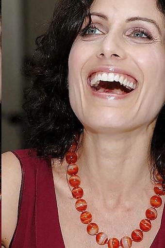 25P Lisa Edelstein aka Dr. Lisa Cuddy 6th