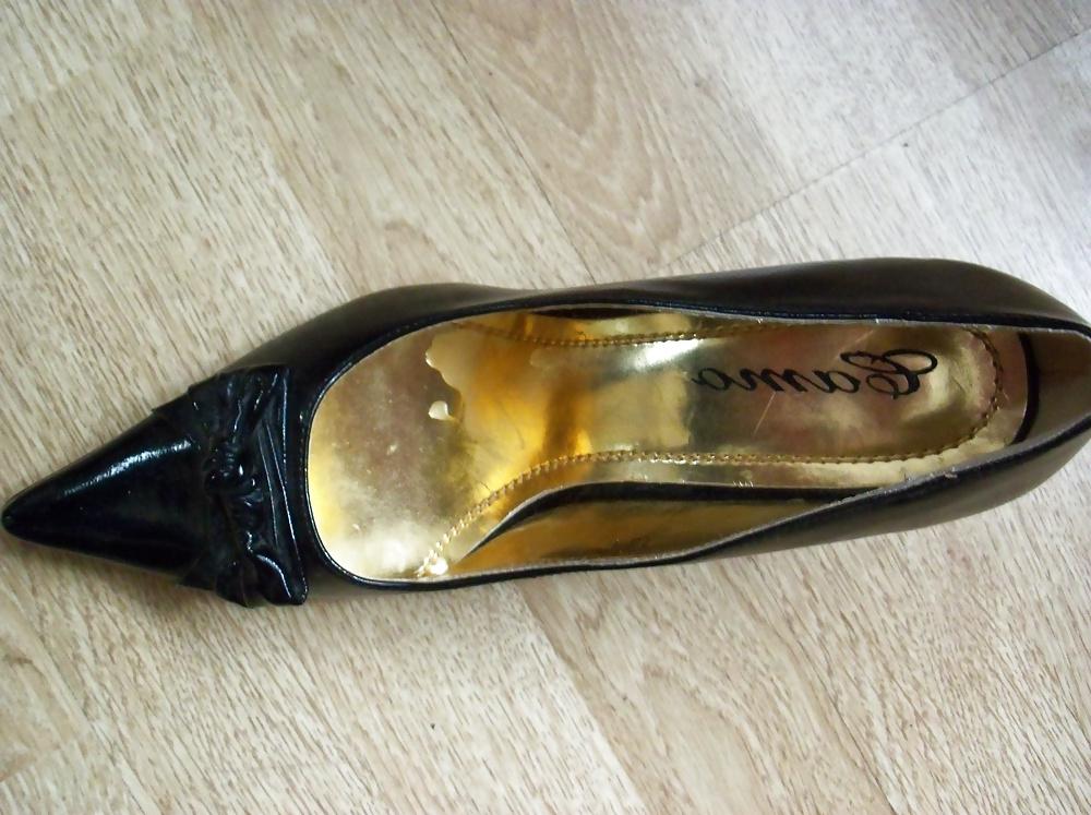 14P Black lakovky nice handjob 