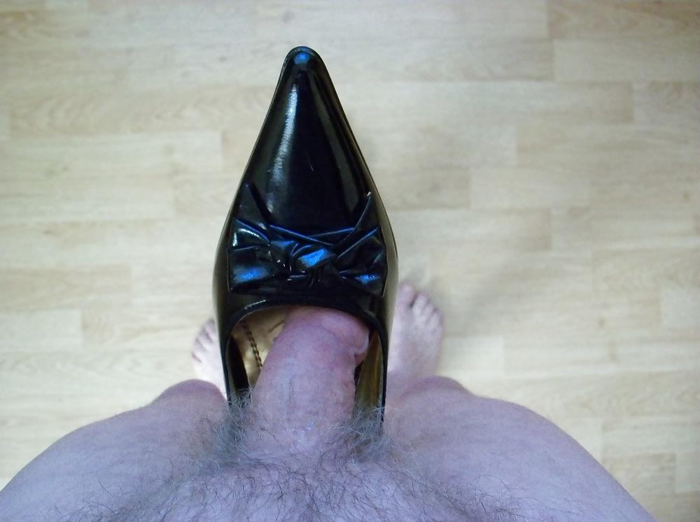 14P Black lakovky nice handjob 