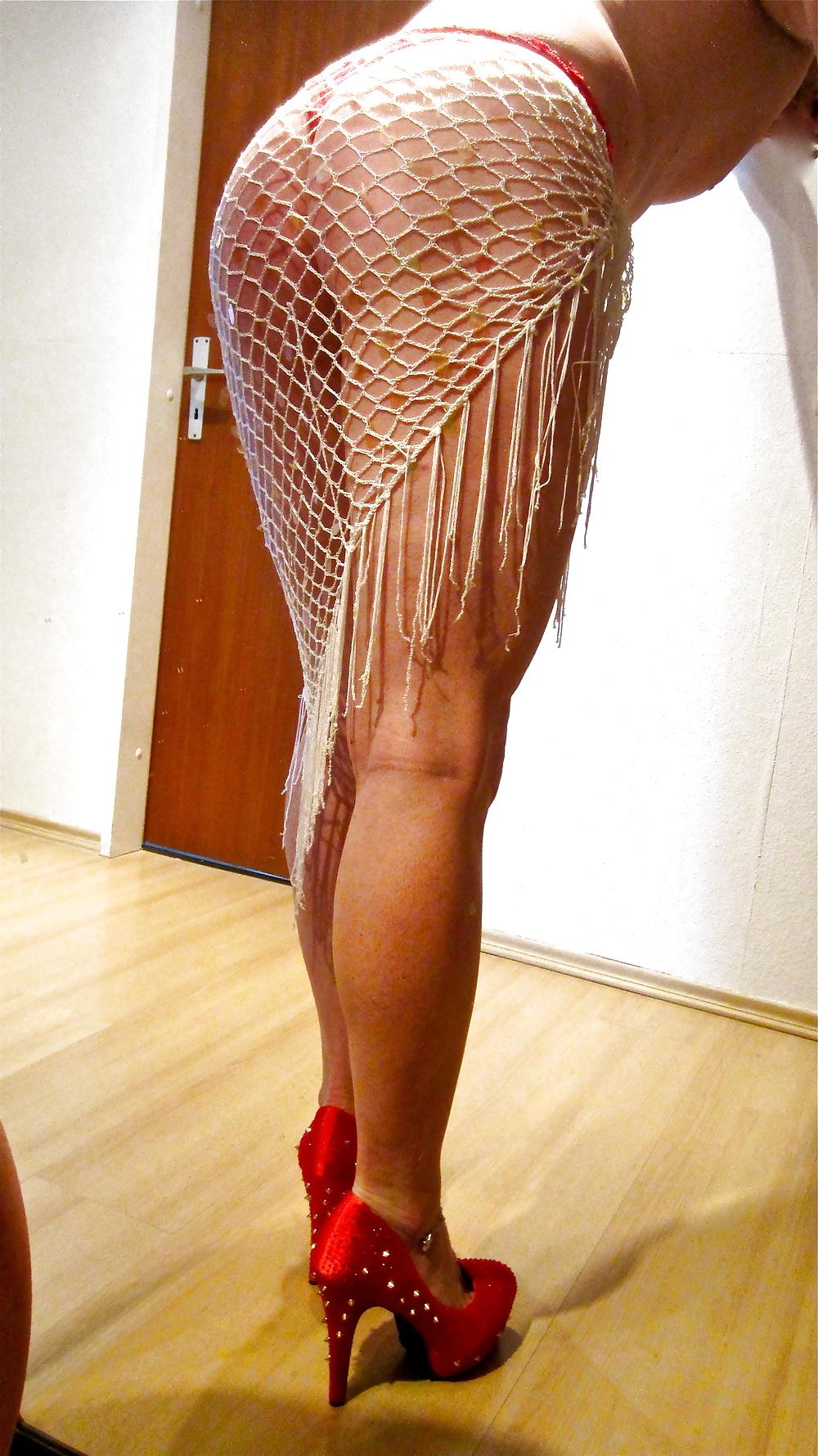 17P Red high heels slip ouvert and my wifeys net skirt