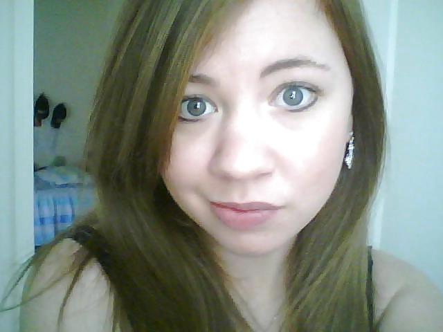 25P Hot Redhead Teen.