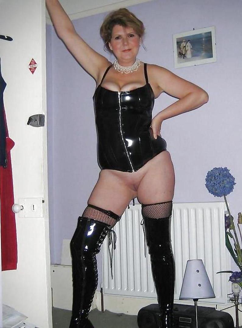 15P BBW and Mature 14 by searcher1957
