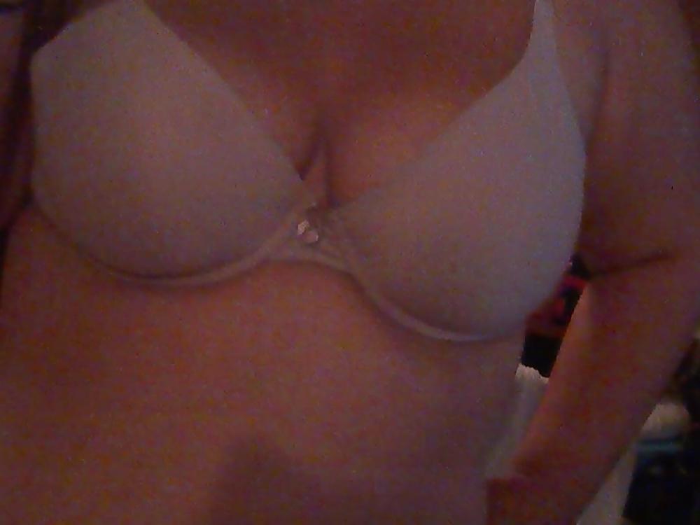 5P Chubby teen showing off for bbw lovers