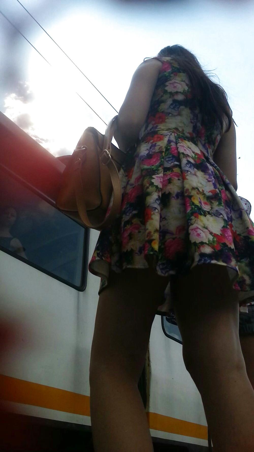 10P Spy sexy teens skirt and feet romanian