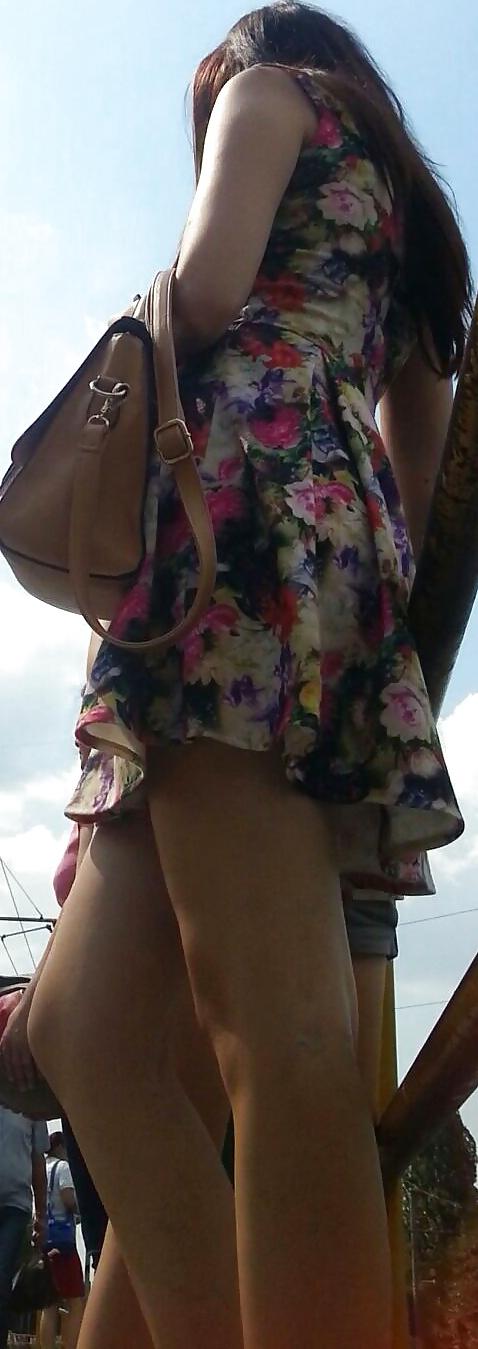 10P Spy sexy teens skirt and feet romanian