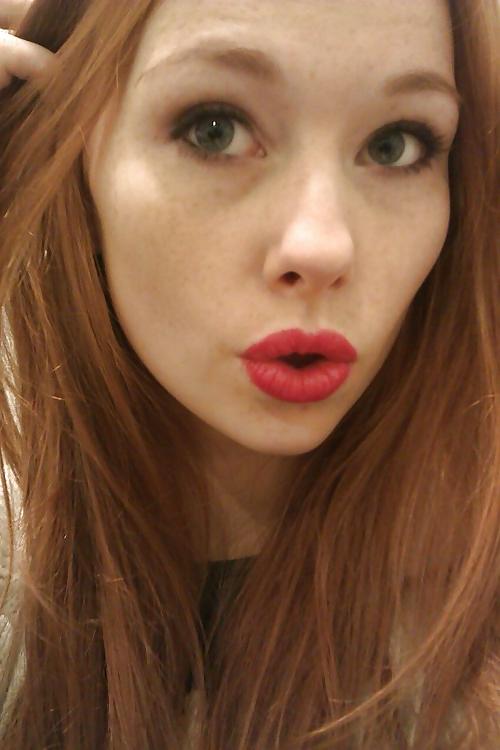 21P Hot RedHead Teen Pussy