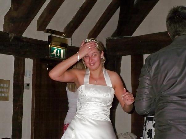 16P The brides underwear what she wore on the big day