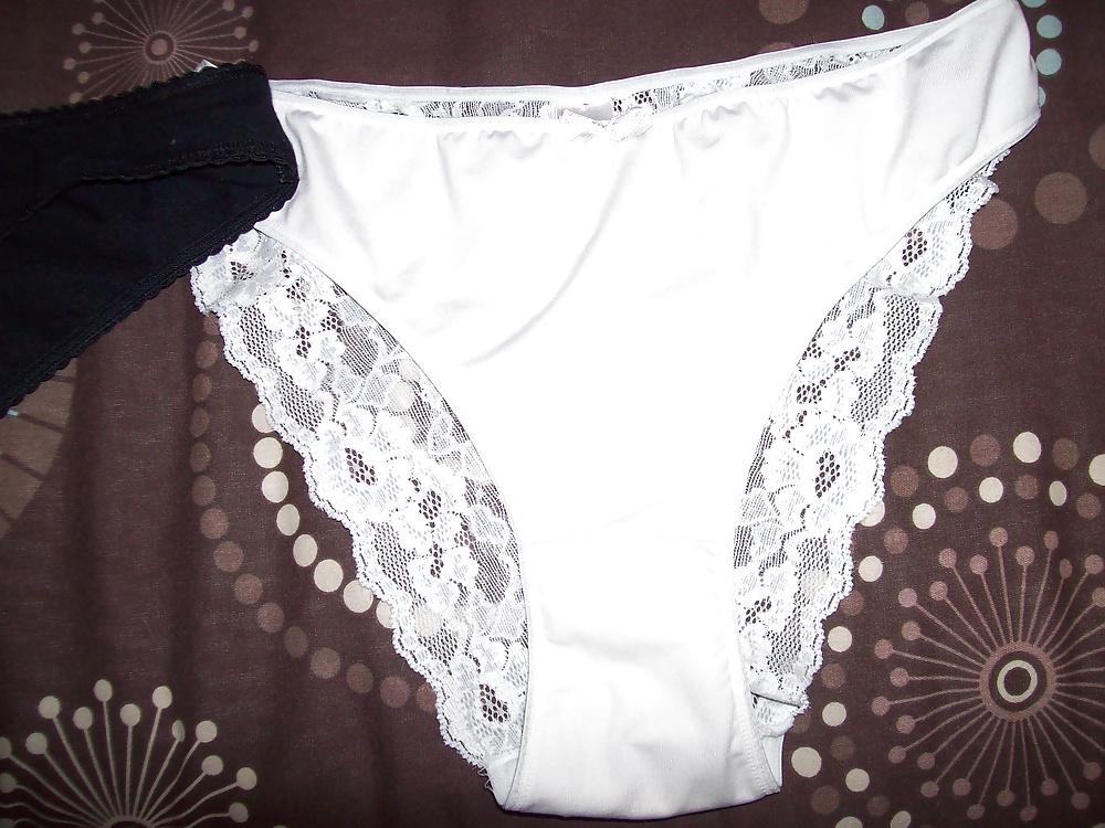 16P The brides underwear what she wore on the big day
