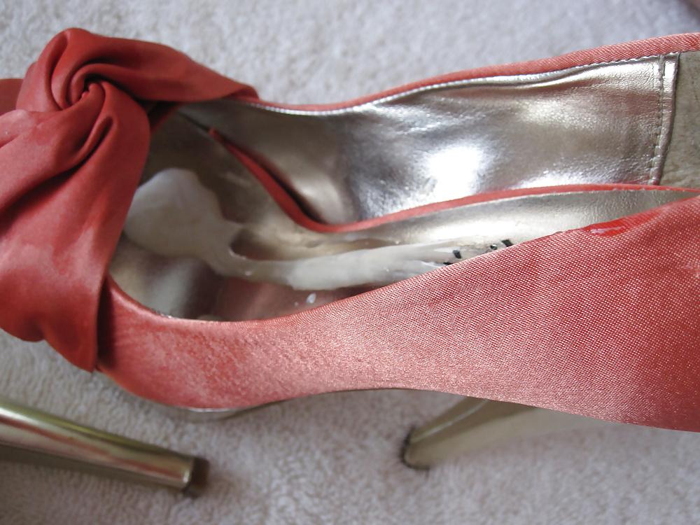 13P Orange & Gold Heels Cummed 3