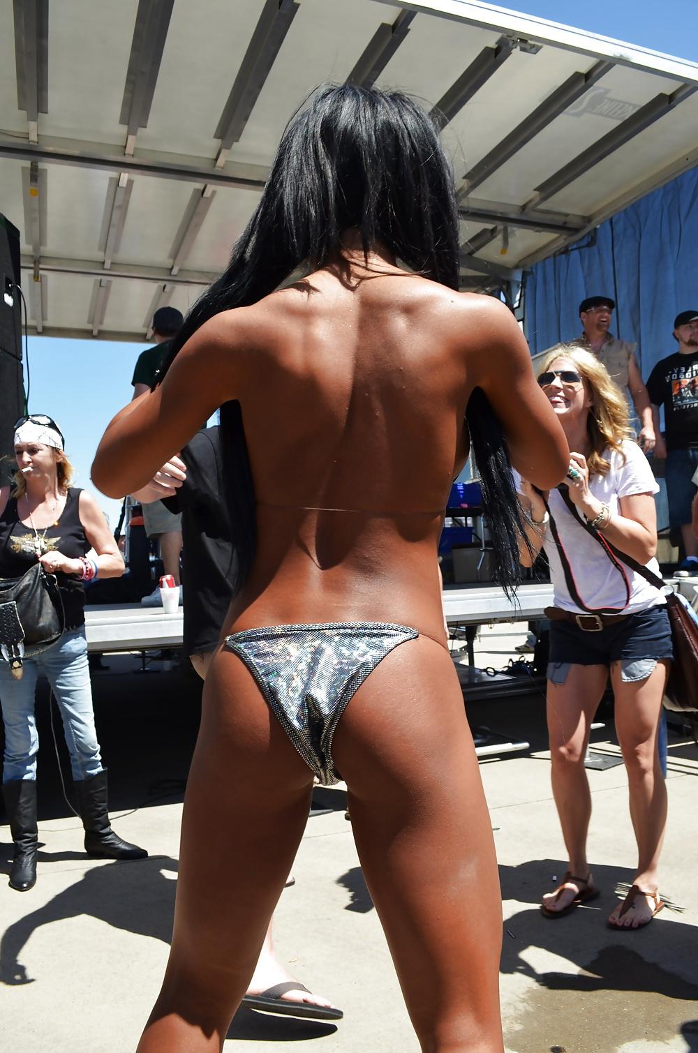 25P Super Hot Asian- Tina- Bikini- LBFM