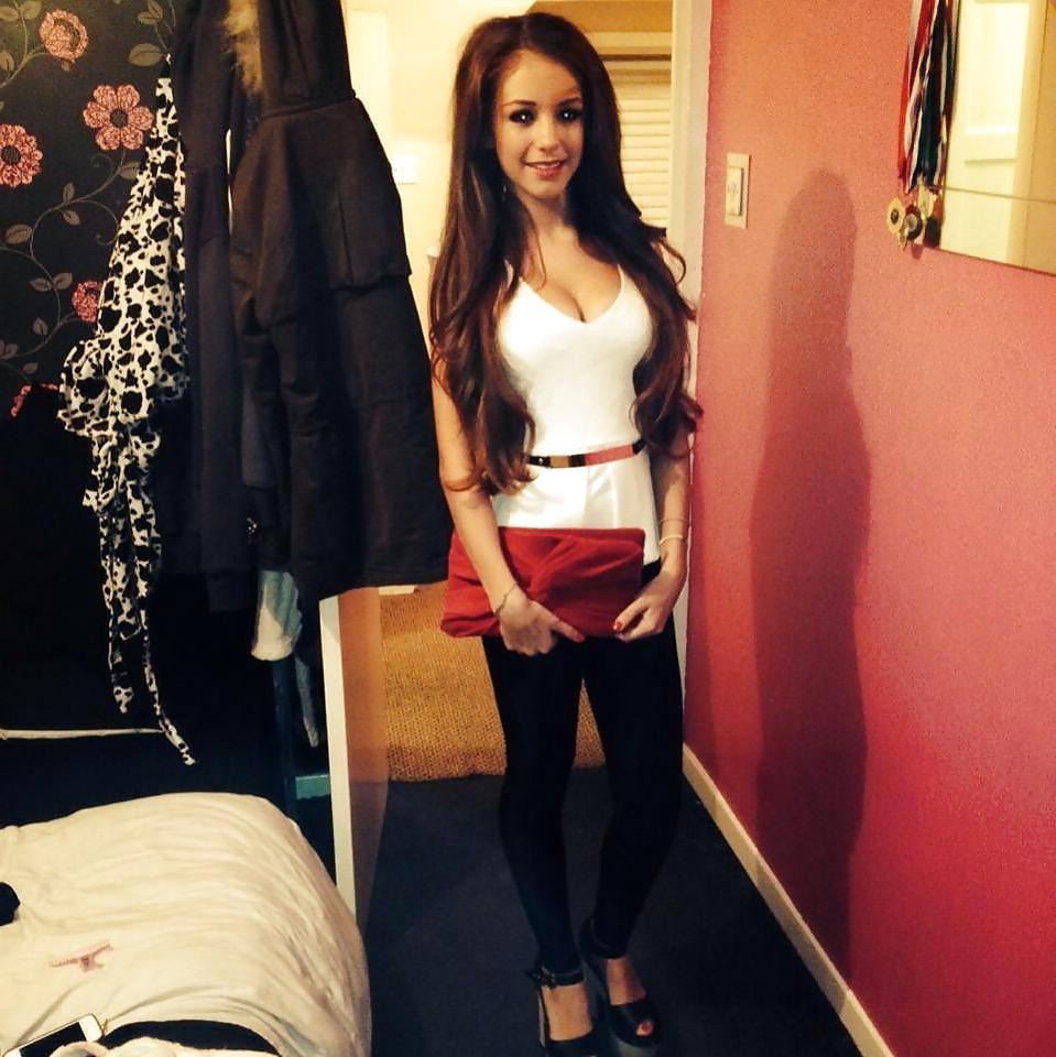 20P British chav horny slags 