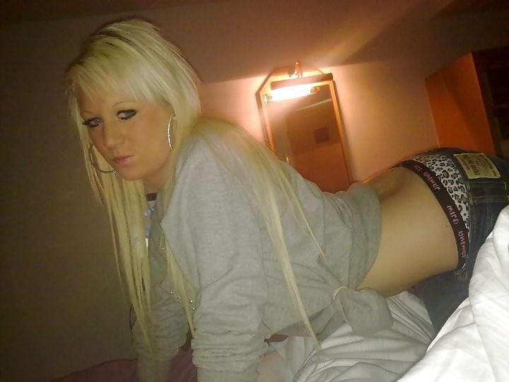 20P British chav horny slags 