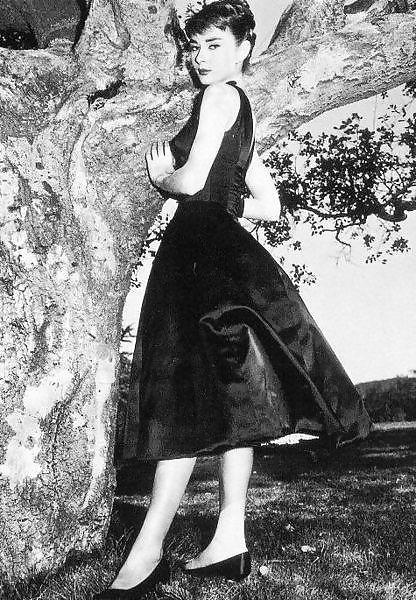 18P Audrey Hepburn - Some other classic beauties and actresses.