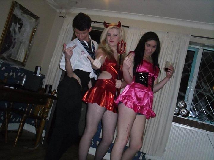 10P Filthy British slags! part 8