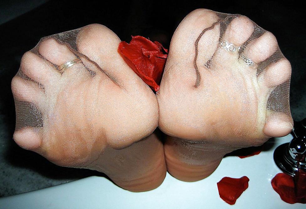 25P Feet in hose 9 (by tm)