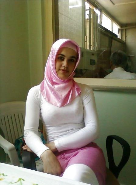 16P Turbanli turkish frau