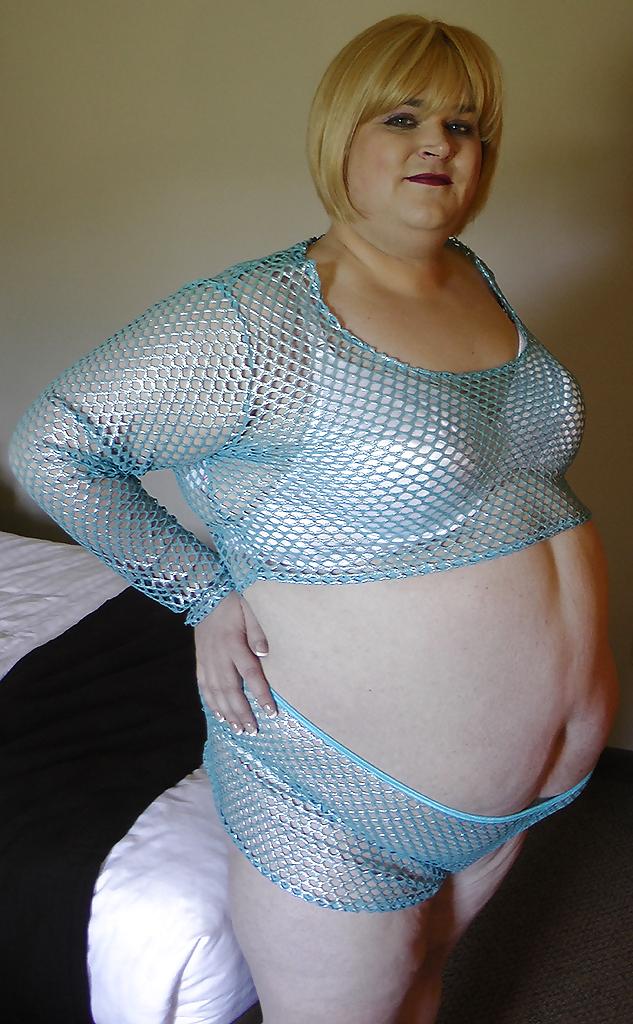 25P Maki - BBW Sissy TV CD - Blue Fishnet