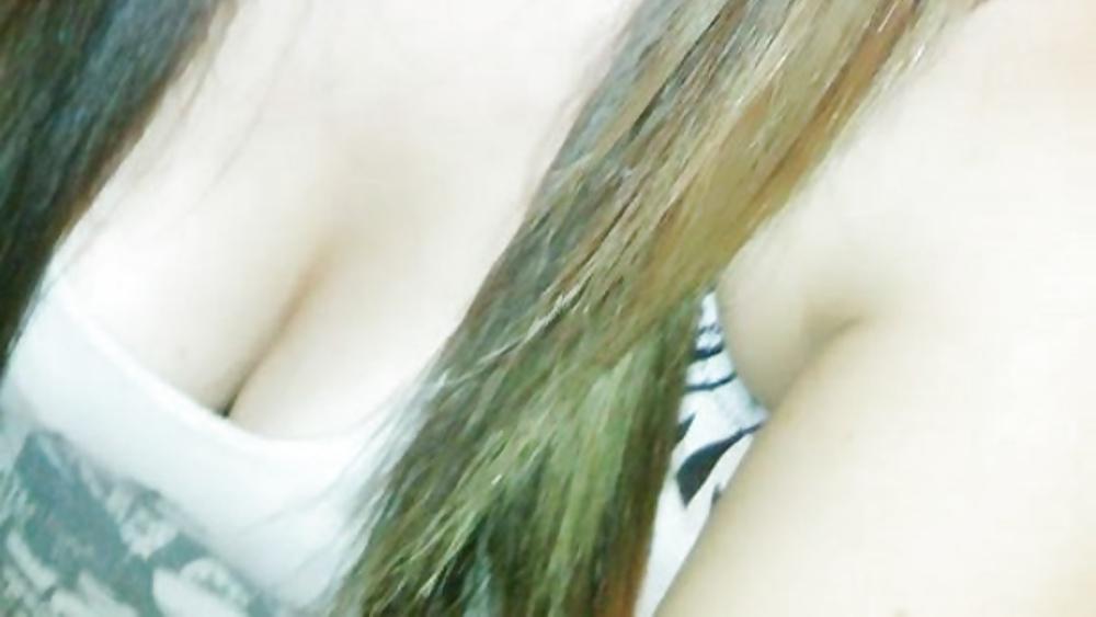 18P My Cleavage 