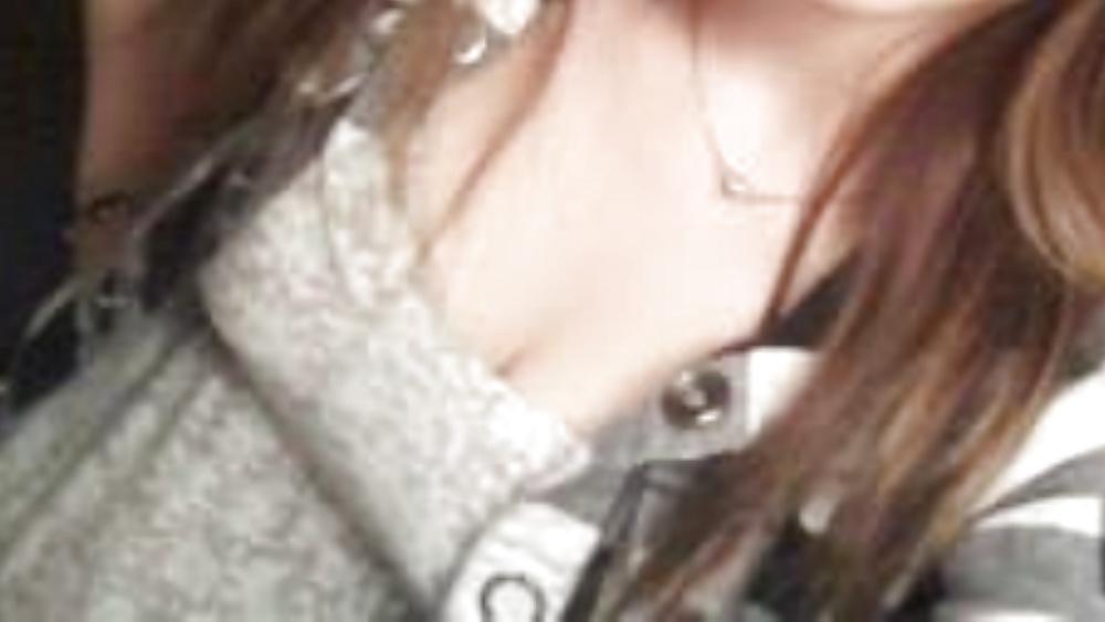 18P My Cleavage 