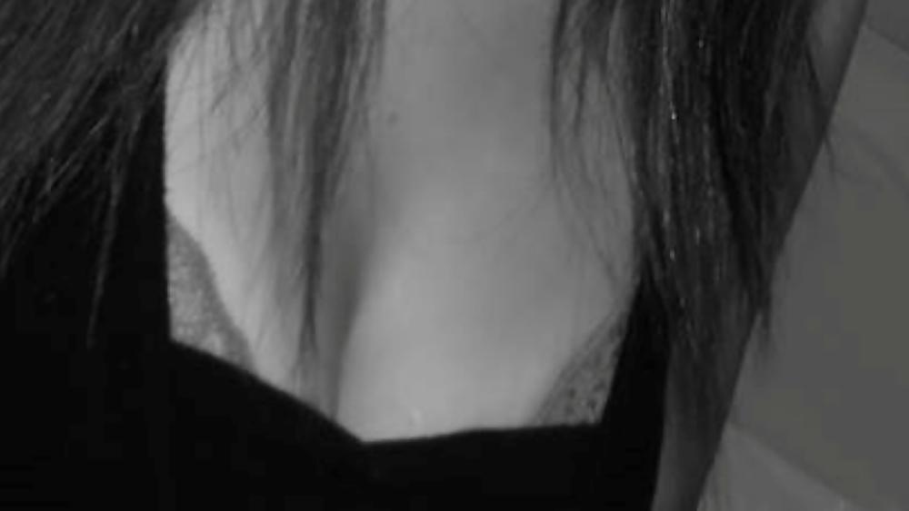 18P My Cleavage 