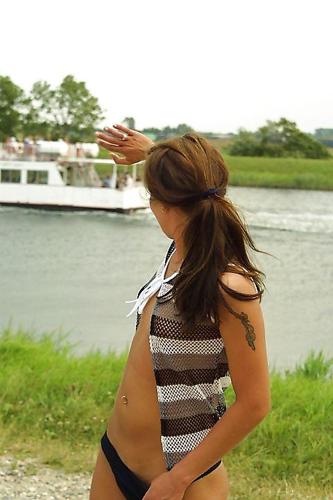 25P Posing in nature