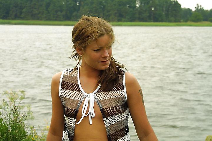 25P Posing in nature