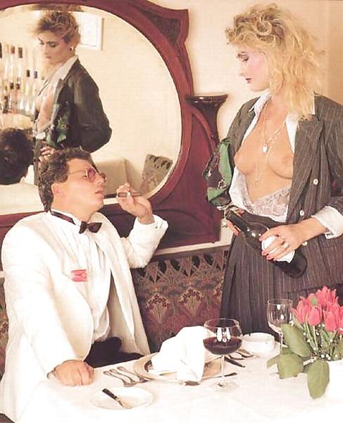 16P Blond Stockings Retro Threesome